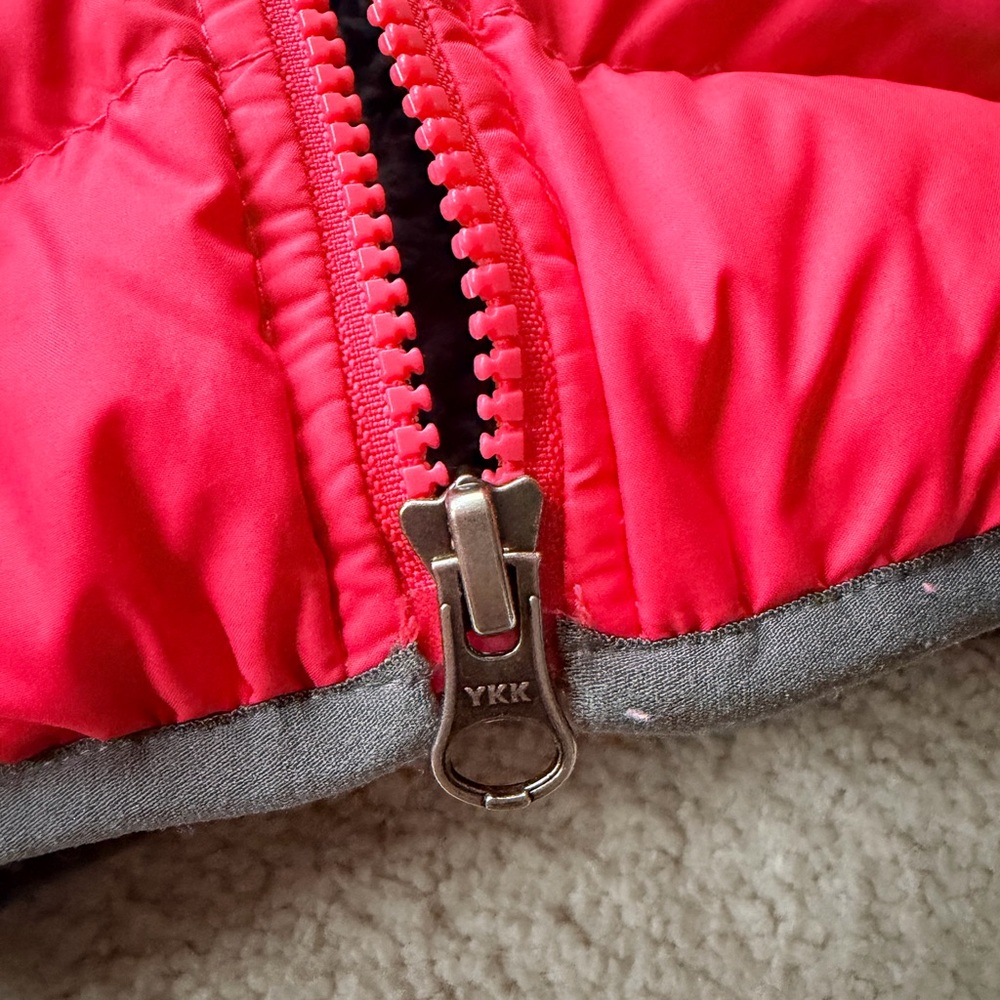The North Face Toddler Red and Black Hooded Jacket - Picture 11 of 15